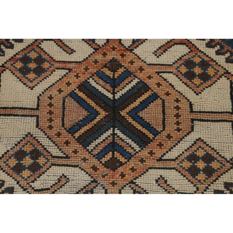 Tribal Animals Bakhtiari Persian Vintage Rug Hand-Knotted Wool Carpet - 5'5" x 9'11"
