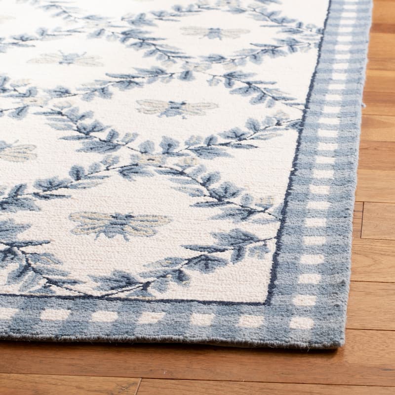 SAFAVIEH Handmade Chelsea Aubree French Country Trellis Wool Rug