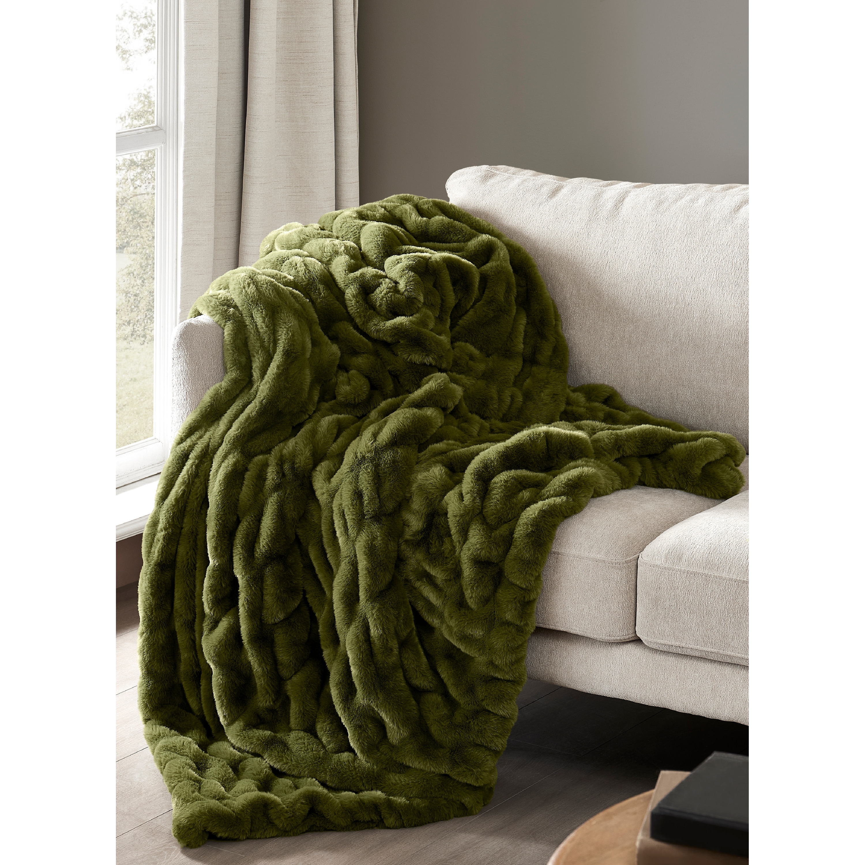 Brooklyn Loom Cloud Luxe Ruched Faux Fur 50x70 Throw