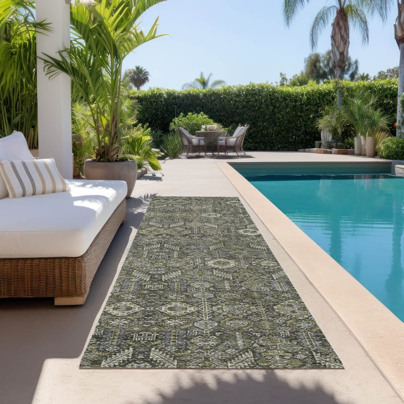 Alsis Garden-Inspired Weather Resistant Classic Meets Modern Outdoor Rug