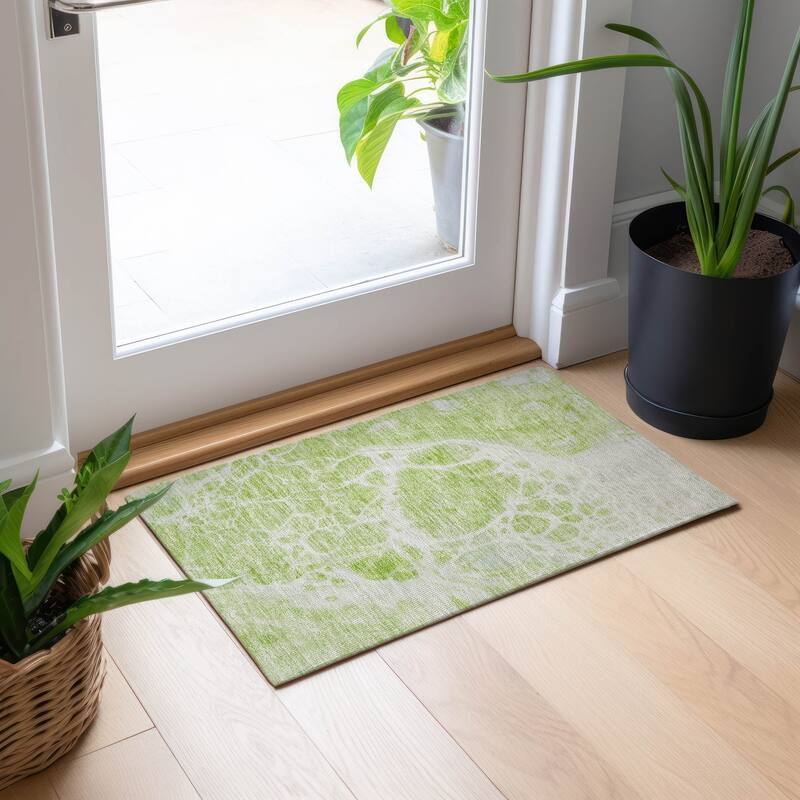 Machine Washable Indoor/ Outdoor Chantille Abstract Contemporary Rug - Aloe - 1'8" x 2'6"