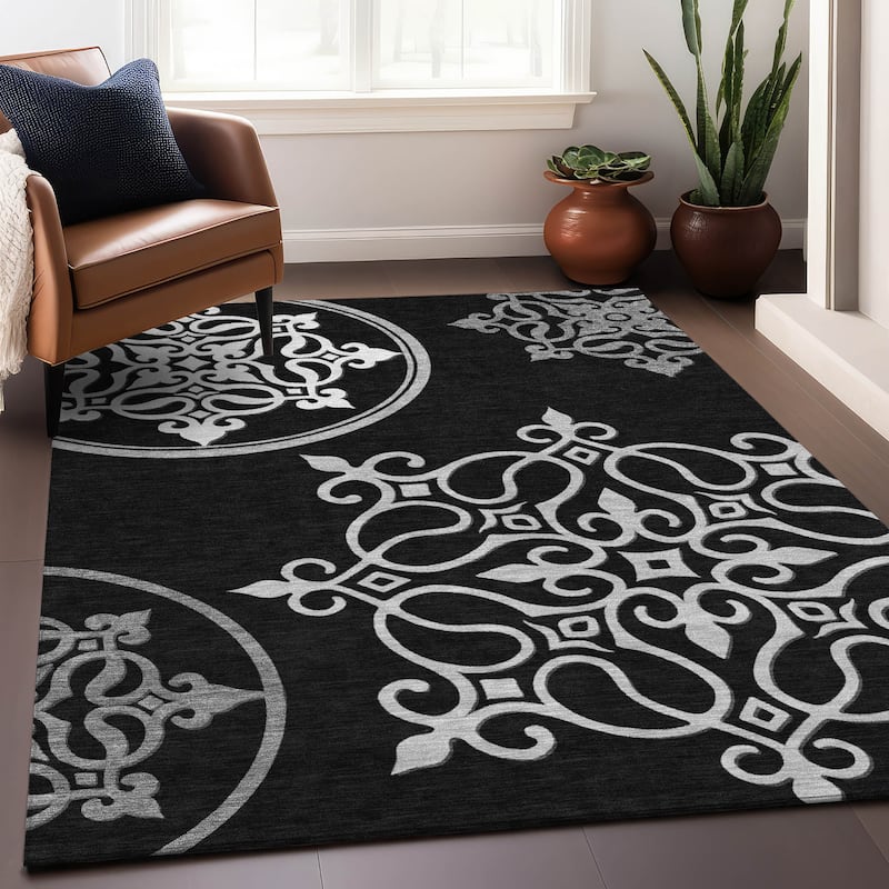Machine Washable Indoor/ Outdoor Chantille Bold Medallion Rug