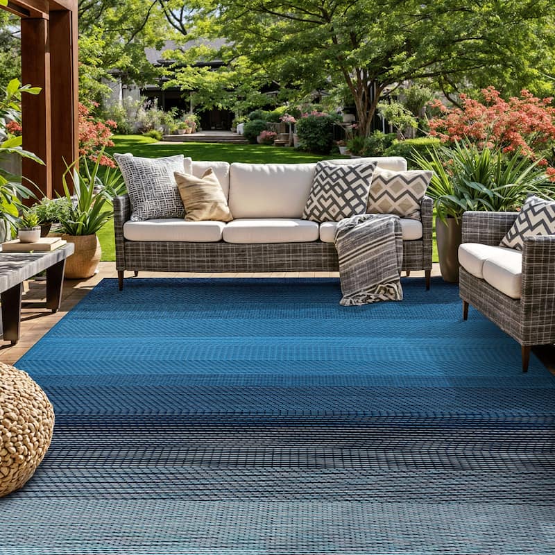 World Rug Gallery Contemporary Stripe Shade Geometric Reversible Recycled Plastic Outdoor Rugs - 3'x5' - Blue