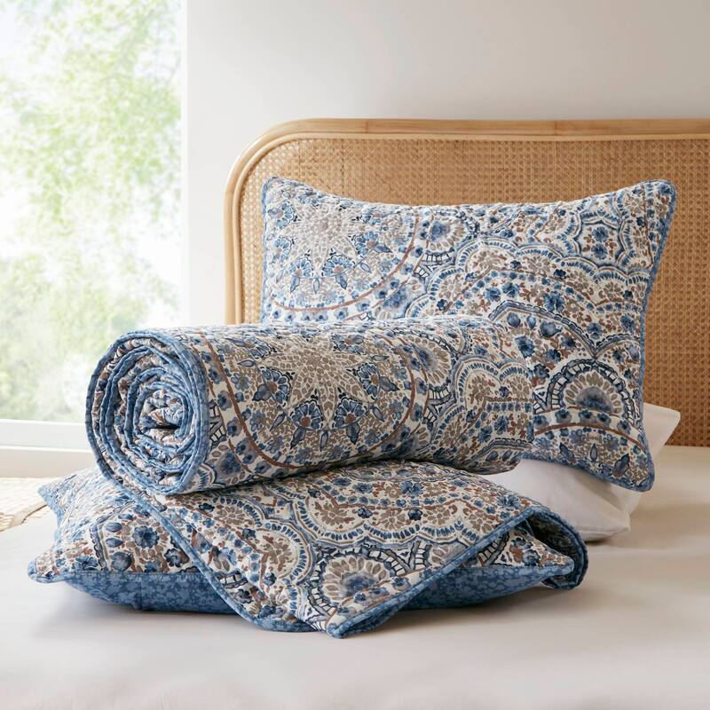 Chelsea Square Valerie Boho Floral Reversible Quilt