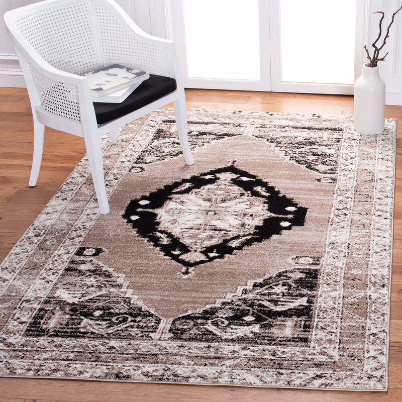 SAFAVIEH Vintage Hamadan Lucile Traditional Medallion Rug - 5'3" x 7'6" - Brown/Ivory