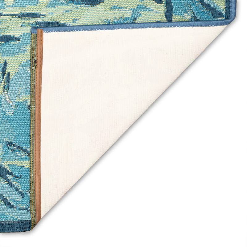 Liora Manne Esencia Fish To Go Blue Indoor/Outdoor Mat