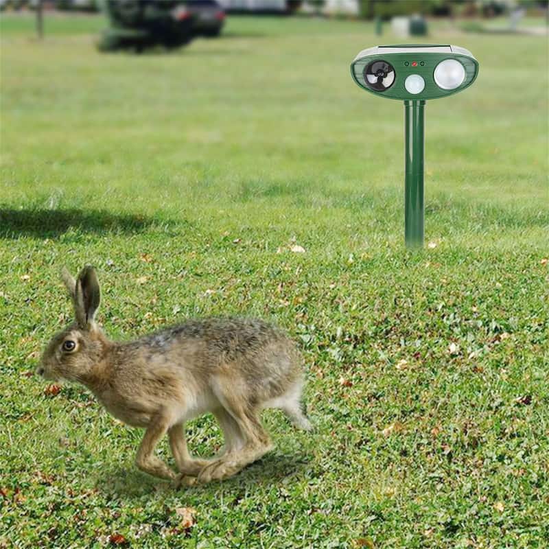 Solar-Powered Ultrasonic Animal Repeller with PIR Motion Sensor