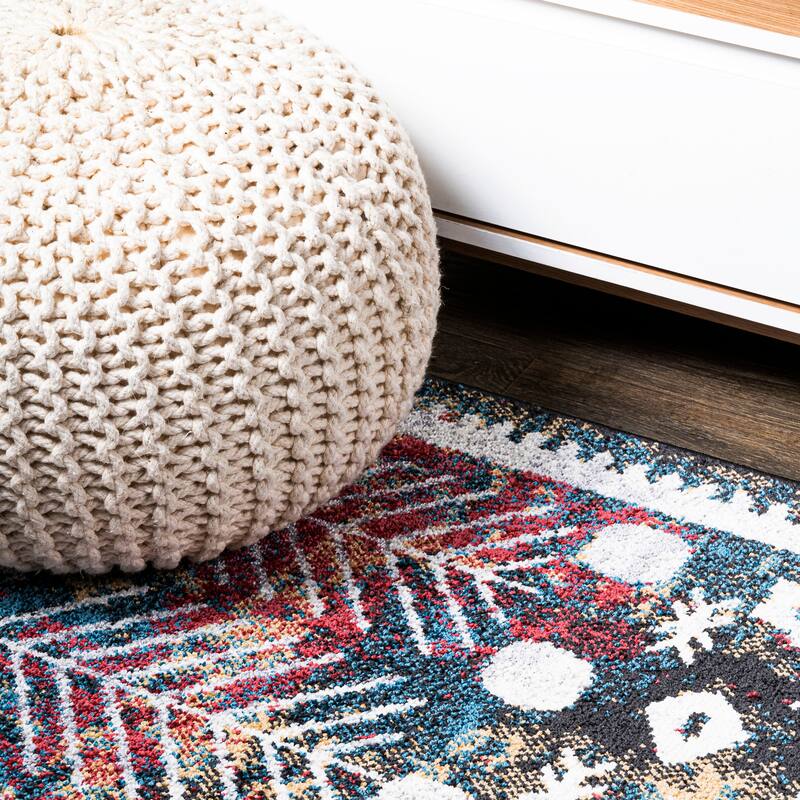 JONATHAN Y Palmette Distressed Kilim Area Rug