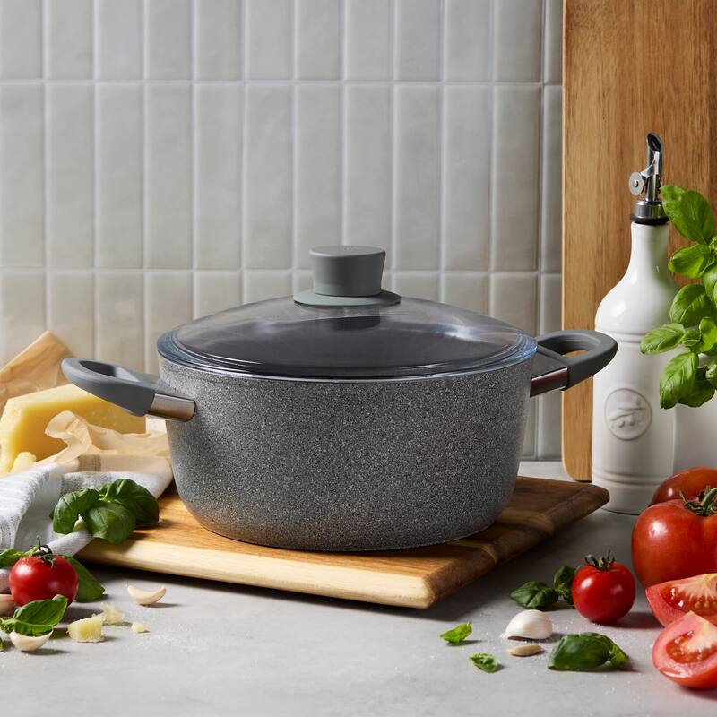 ZWILLING Parma Plus Ceramic 4.8-qt Aluminum Ceramic Nonstick Dutch Oven with Lid - Grey