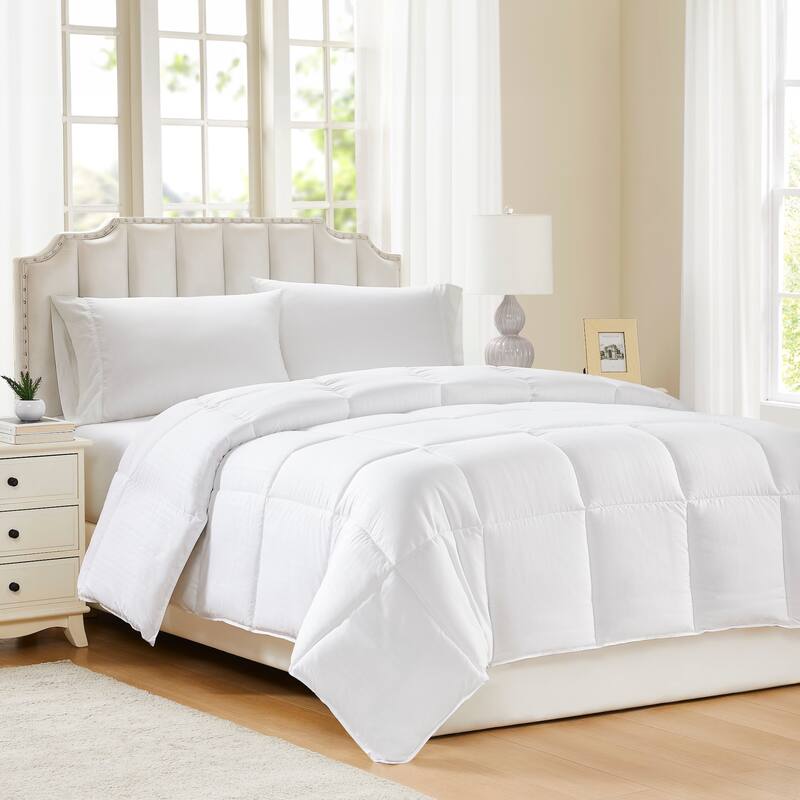 Modern Threads Down Alternative Quilted Reversible Comforter