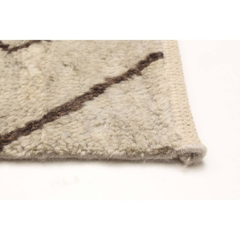 ECARPETGALLERY Hand-knotted Tangier Cream Wool Rug - 6'3 x 8'10