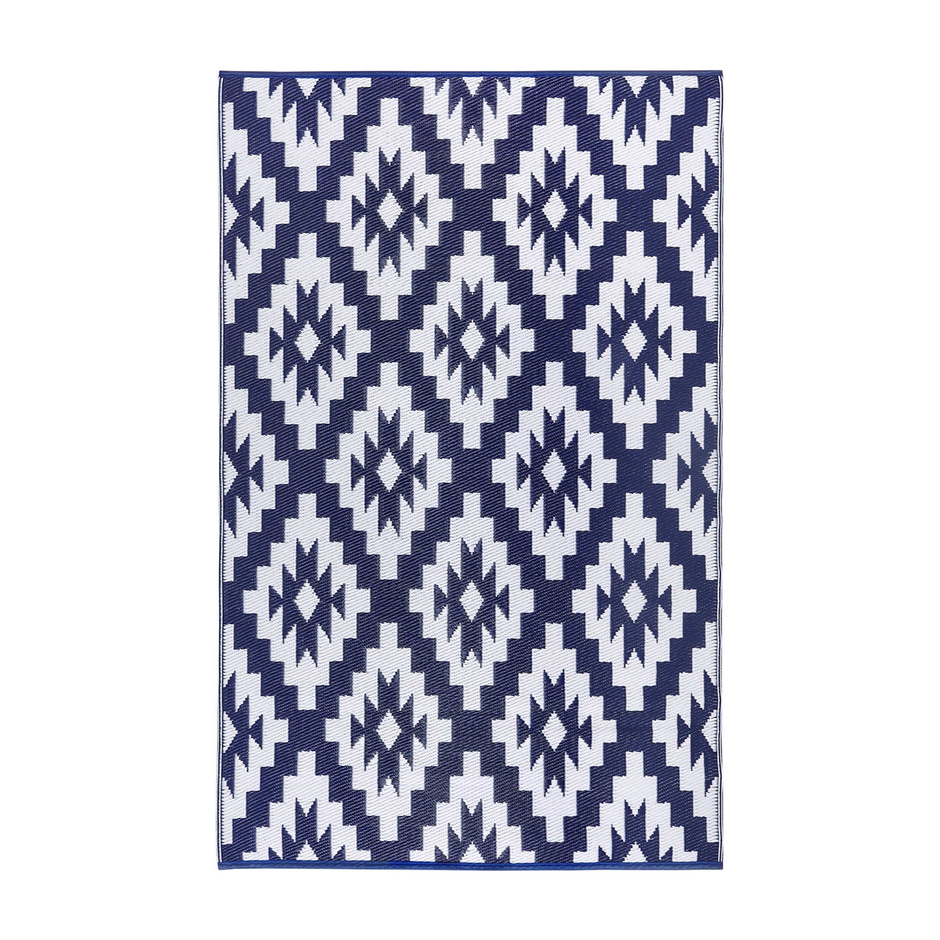 Lush Ambience Outdoor Rugs Made of Recycled Plastic Straws