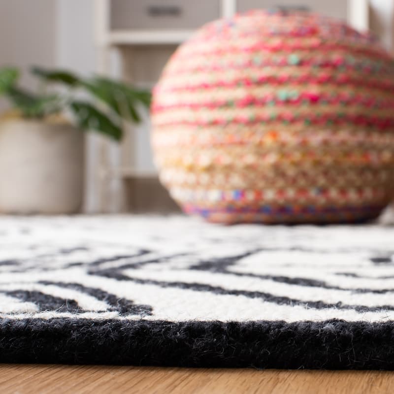 SAFAVIEH Handmade Metro Baukje Modern Wool Rug