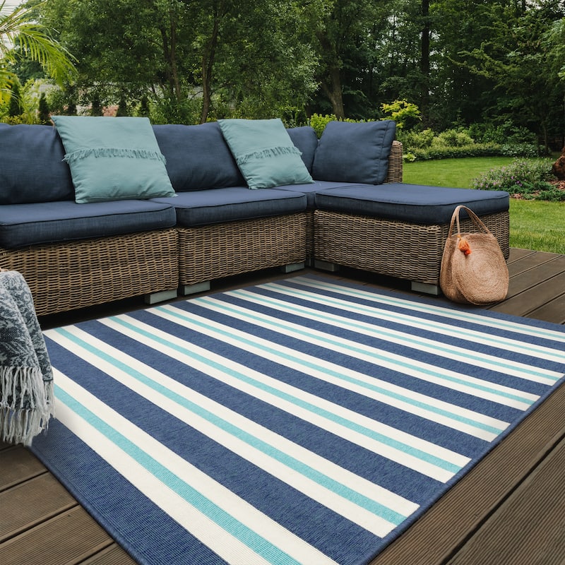 Vista Home Mackinac Horizontal Multi-Striped Area Rug. - 6'7" x 9'6" - Blue/Off-White
