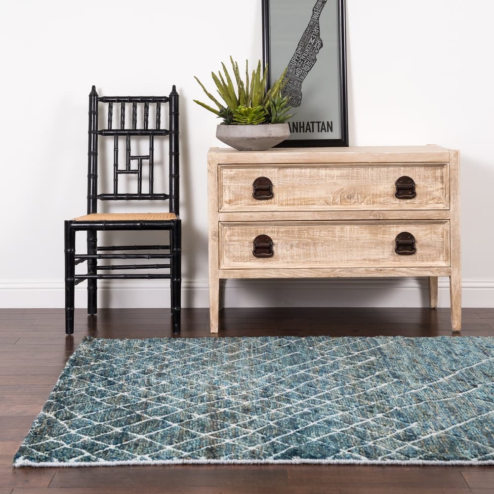 Alexander Home Phoenix Diamond Moroccan Hand Knotted Jute Wool Area Rug