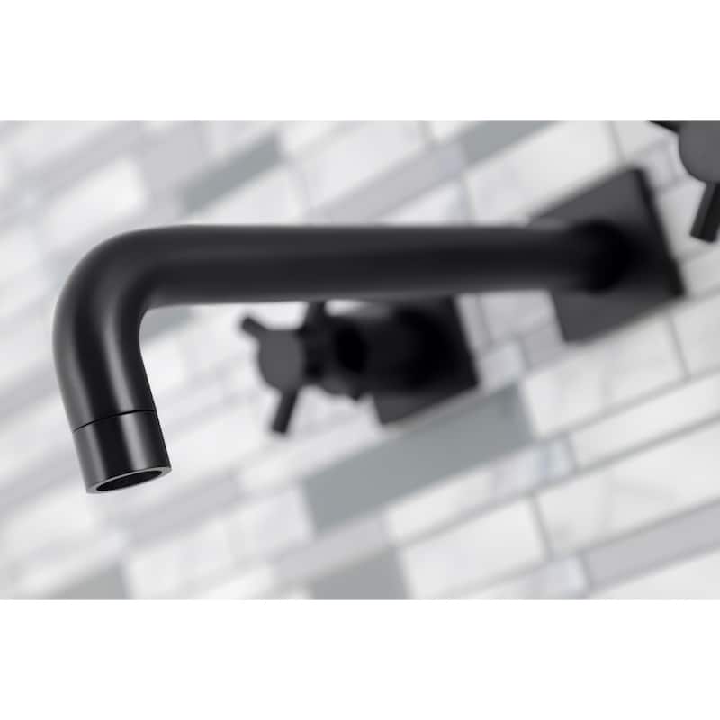 Concord 3-Hole Wall Mount Roman Tub Faucet in Polished Brass