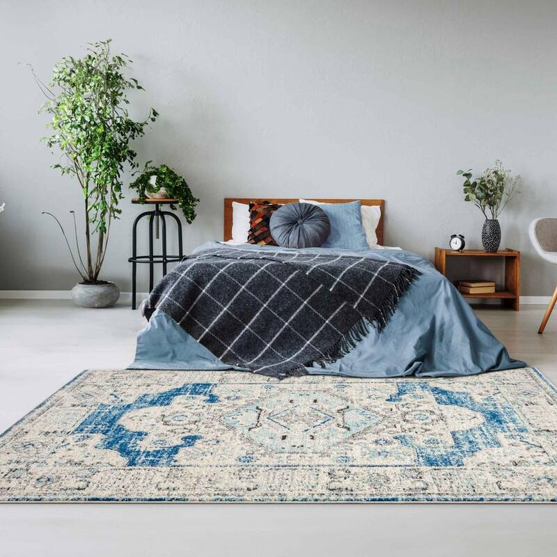 Luxe Weavers Oriental Medallion Area Rug, Indoor Stain-Resistant Carpet