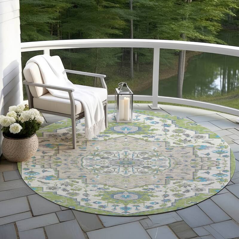Machine Washable Indoor/ Outdoor Traditional Medallion Chantille Rug