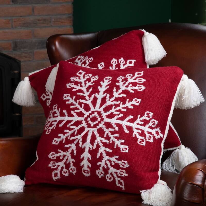 Glitzhome 18-Inch Christmas Knitted Snowflake Acrylic Red Pillow Cover with Tassels - 2PK