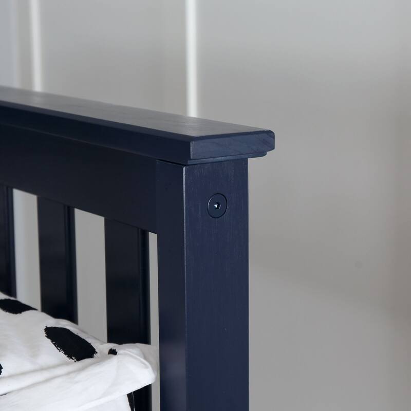 Max and Lily Full Size Platform Bed