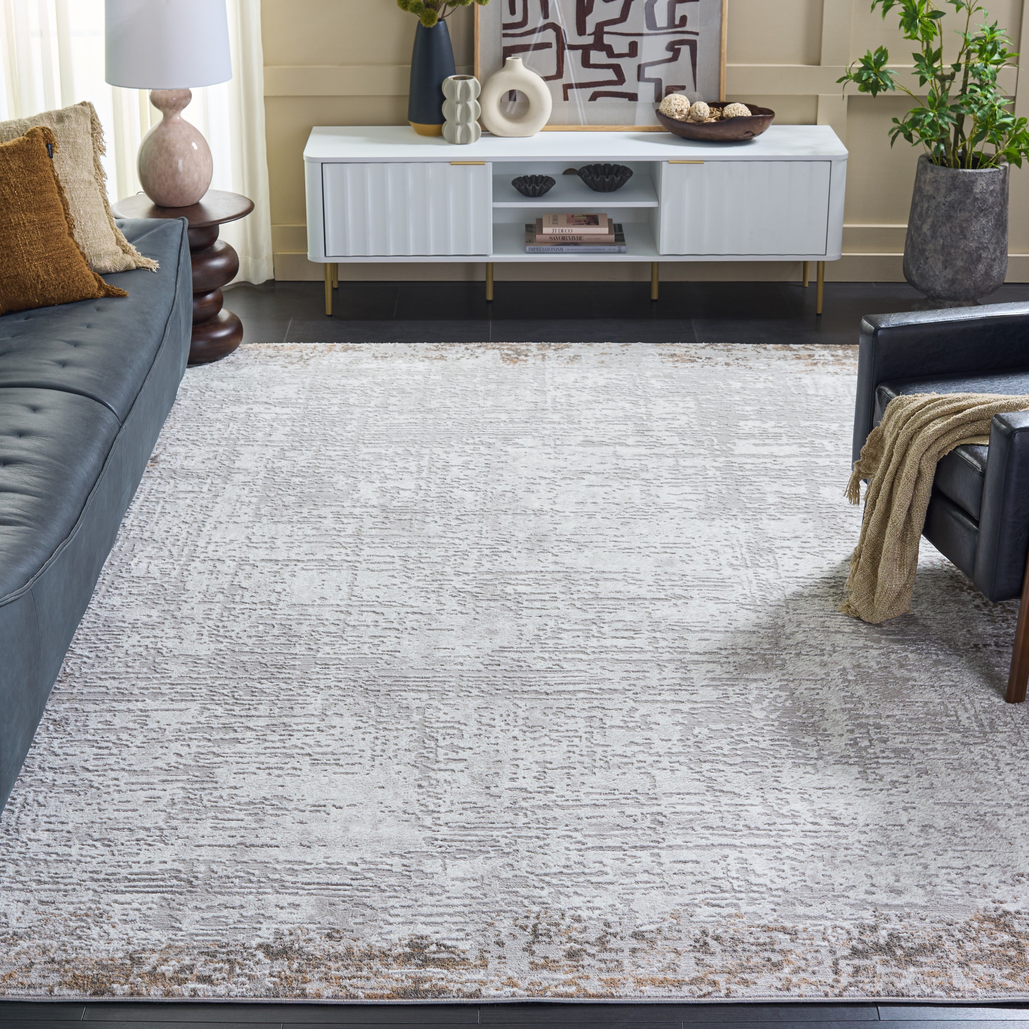 SAFAVIEH Parker Cilla Glam Abstract Rug