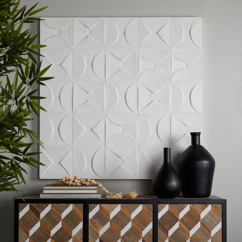 CosmoLiving by Cosmopolitan White Wooden Handmade Intricately Carved Geometric Home Wall Decor - White