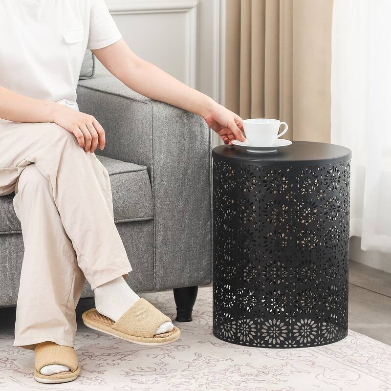 Adeco Set of 2 Round Metal Nesting Side End Tables Set - set of 2