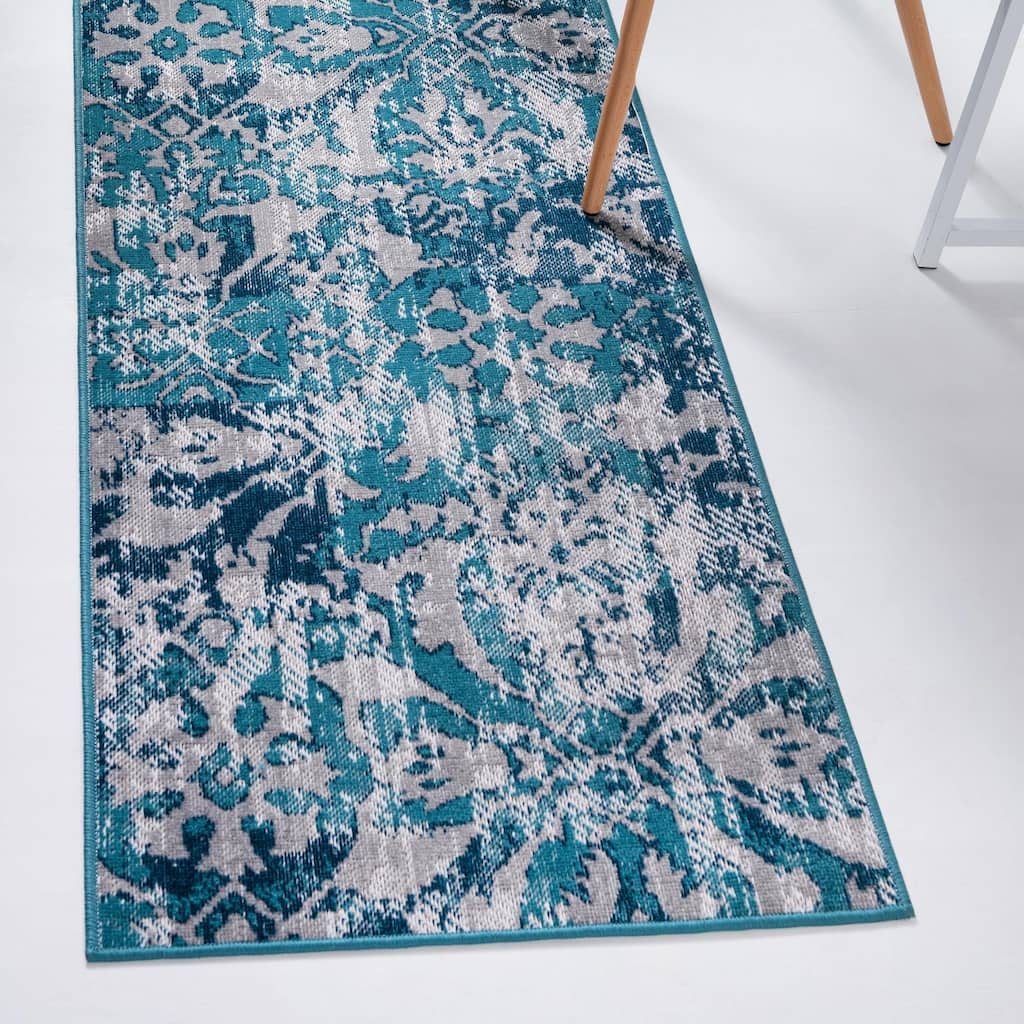 Contemporary Clawson Collection Area Rug