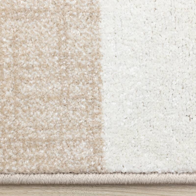 Modern Neutral Checkerboard Rug in Cream Beige