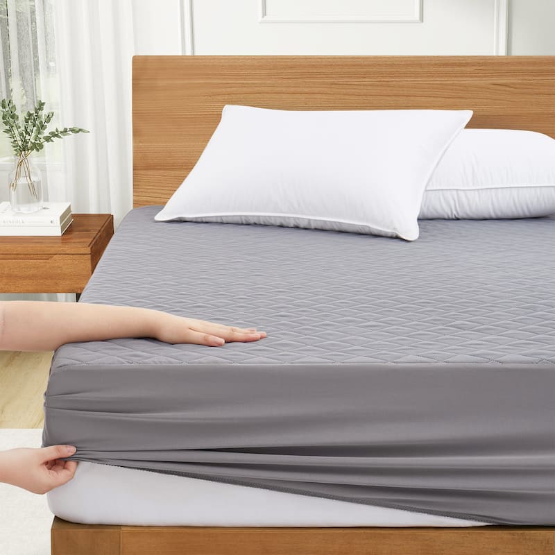 Quilted Waterproof Fitted Elastic Mattress Protector 12" Pocket Stretches up to 18"