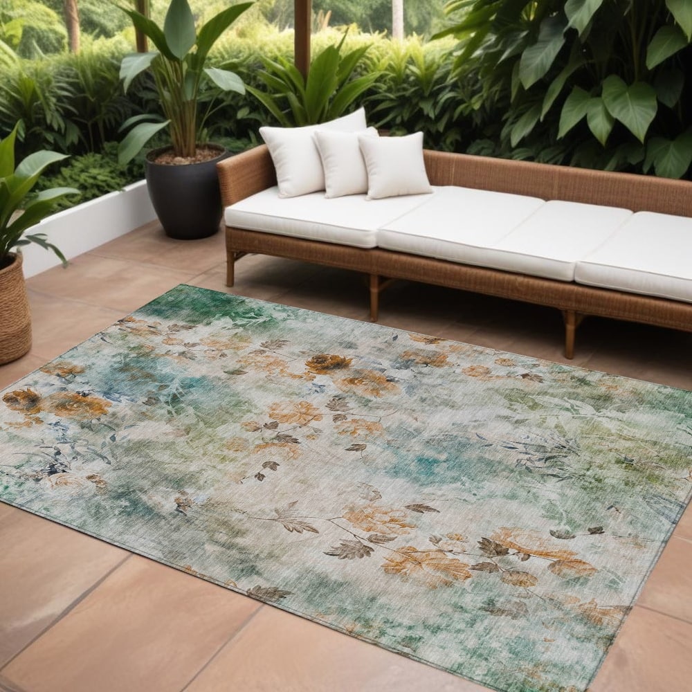 HomeRoots Floral Transitional Rectangle Outdoor Rug