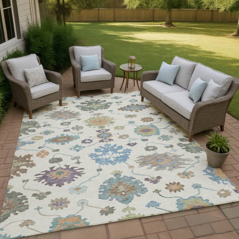 Machine Washable Indoor/ Outdoor Traditonal Delhi Chantille Rug - Ivory - 5' x 7'6"