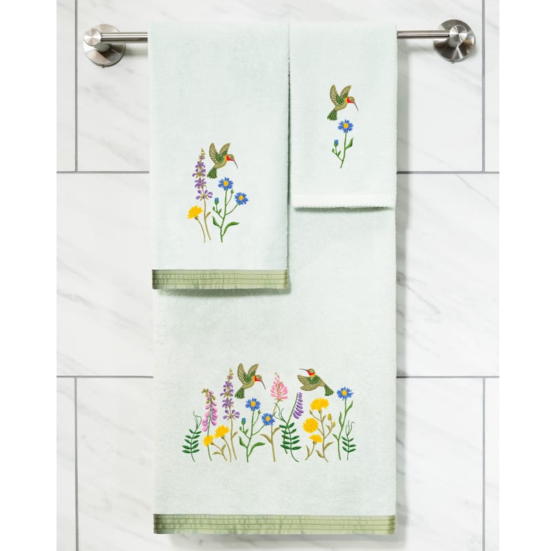 Authentic Hotel and Spa Hada Fingertip Towel Set