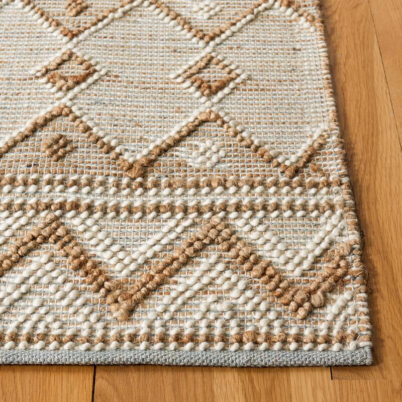 SAFAVIEH Handmade Natura Erzsi Geometric Jute Rug