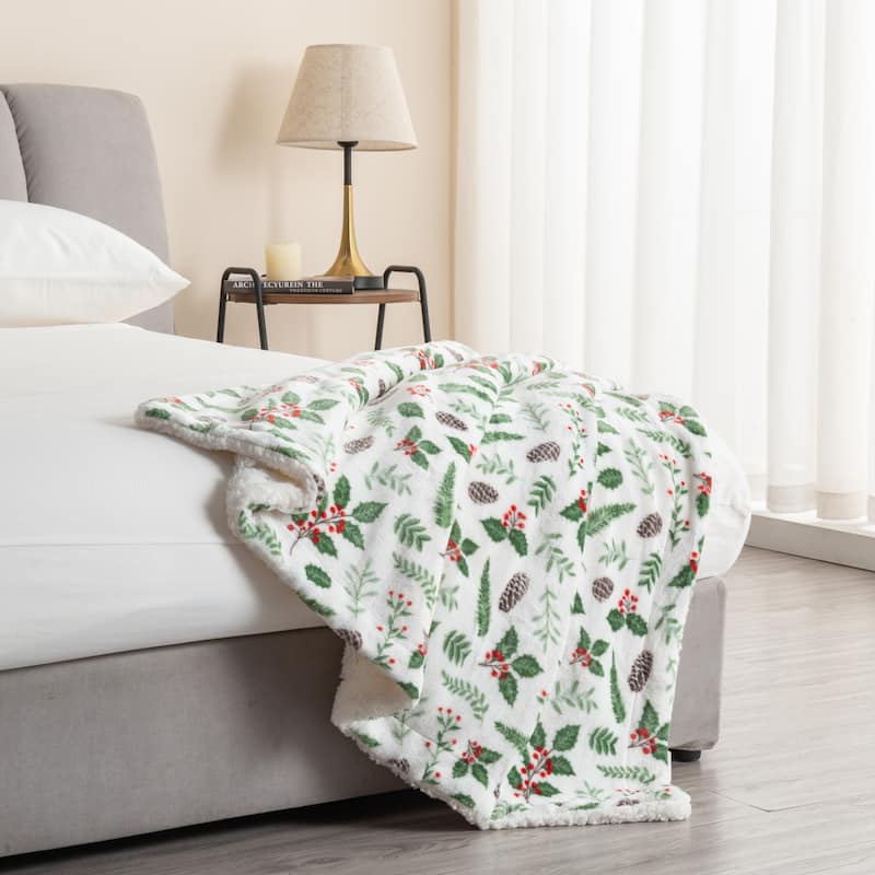 Linery & Co. Velvet Plush Fleece Reversible Sherpa Holiday Printed Throw.