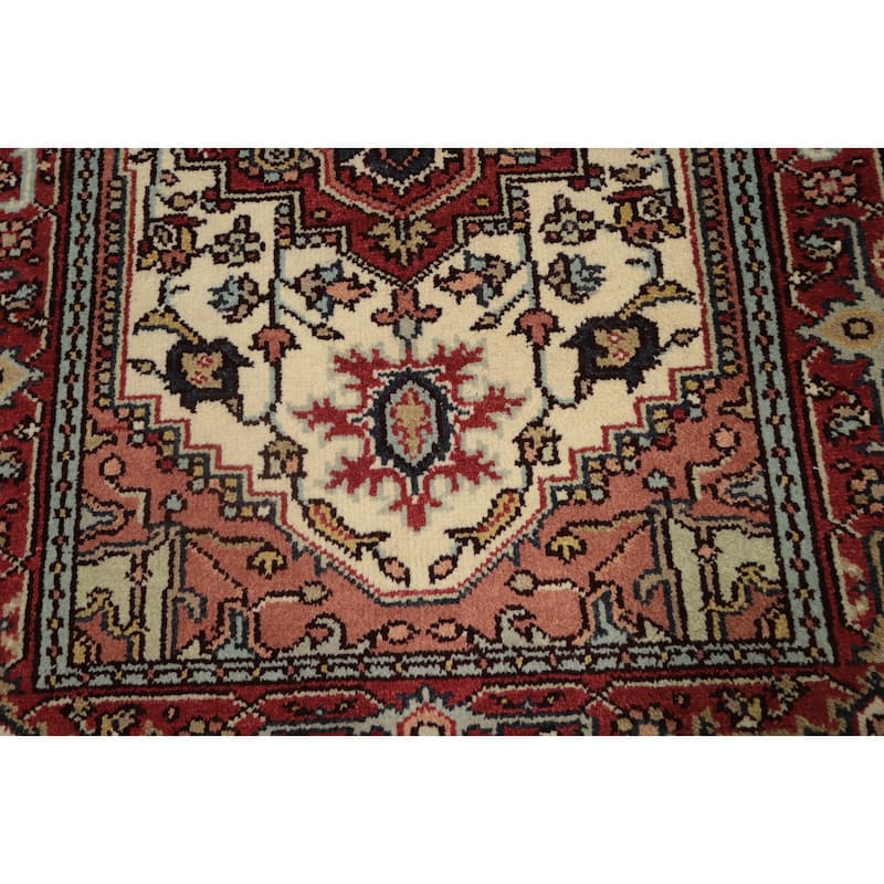 Hand Knotted Oriental 100% Wool Carpet Traditional Medallion Beige & Ivories Heriz (serapi) Area Rug - 5' 10'' X 4' 0''