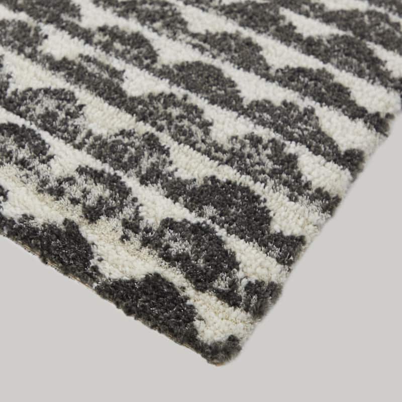 Sawyer Geometric Wave Pattern Modern Plush Area Rug