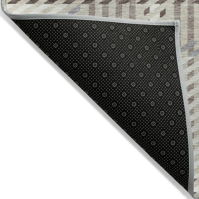 Machine Washable Indoor/ Outdoor Geometric Stripe Chantille Rug