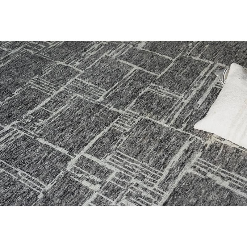 Exquisite Rugs Aldridge Hand-Knotted New Zealand Wool/Bamboo Silk Charcoal/Ivory Area Rug