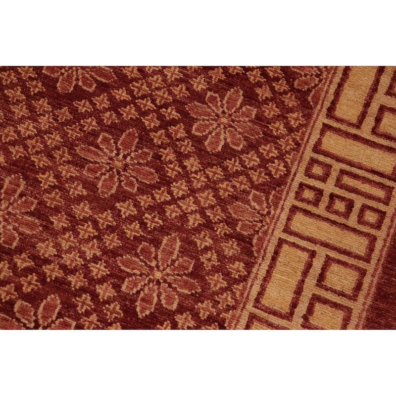 Eclectic Ziegler Red/Gold Wool Rug - 8'10'' x 11'11''