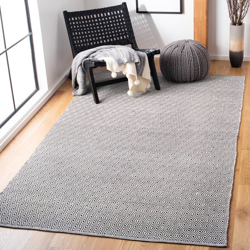 SAFAVIEH, Handmade Flatweave Montauk Brice Casual Cotton Rug - 3' x 5' - Ivory/Navy