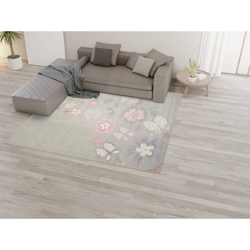 Hand-Tufted Wool Gray Transitional Animal Kid's Butterfly Rug - Whimsical Charm and Cozy Comfort - 5' x 8' - Gray