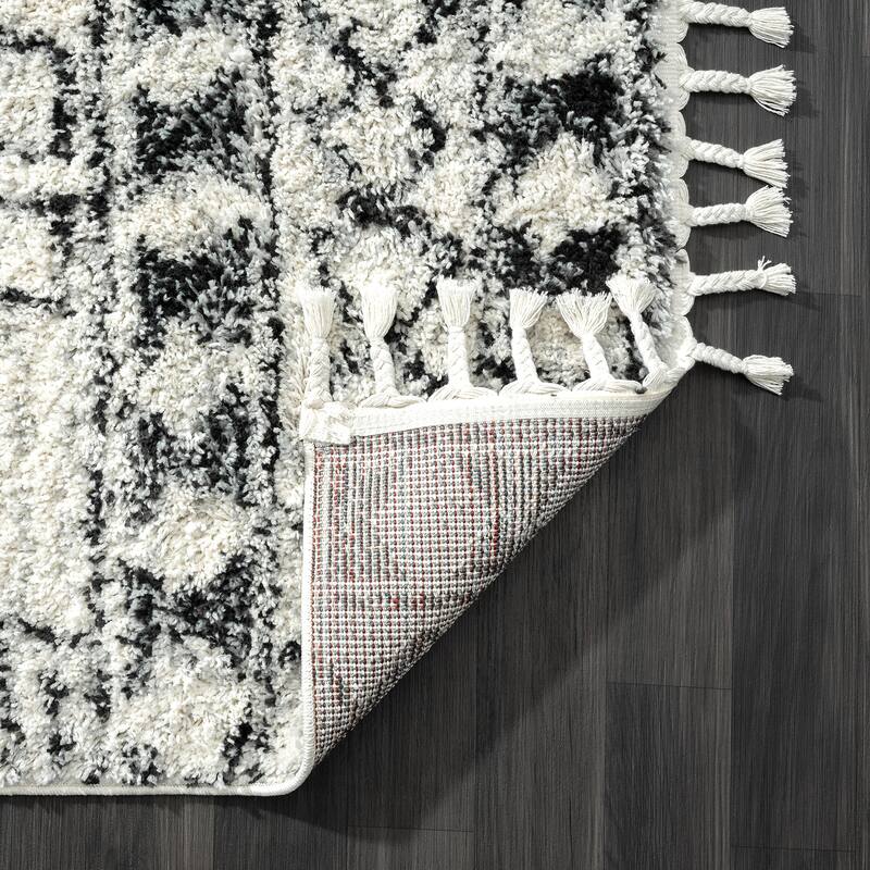 Abani Willow WIL180A Contemporary Ivory and Black Geometric Shag Area Rug