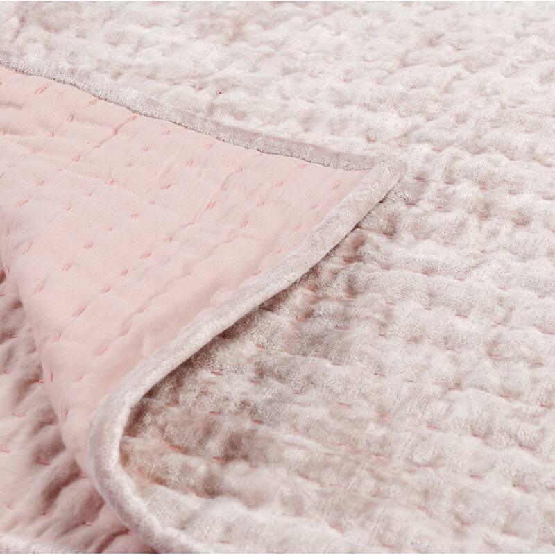 Dimitry 100% Rayon Velvet Quilt by Kosas Home - Bliss Pink - Queen