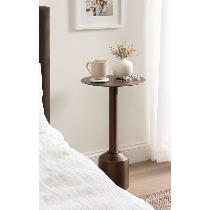 Kate and Laurel Cannings Round Metal Table