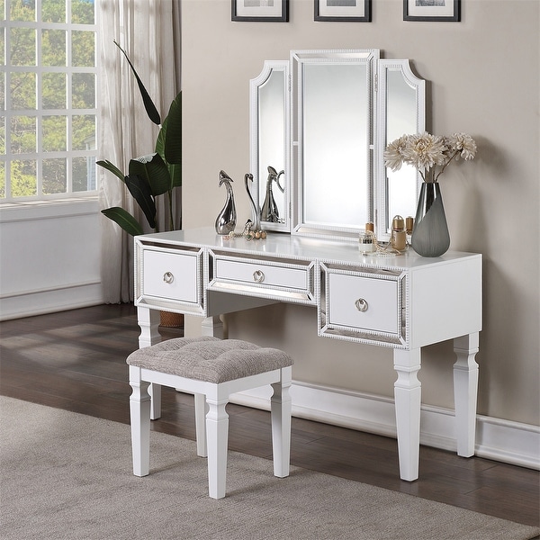 Tri fold stool deals