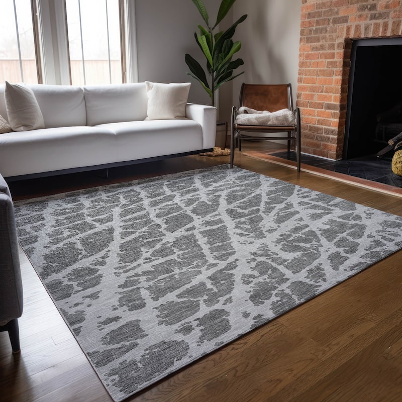 Machine Washable Indoor/ Outdoor Transitional Charcoal Crackle Chantille Rug