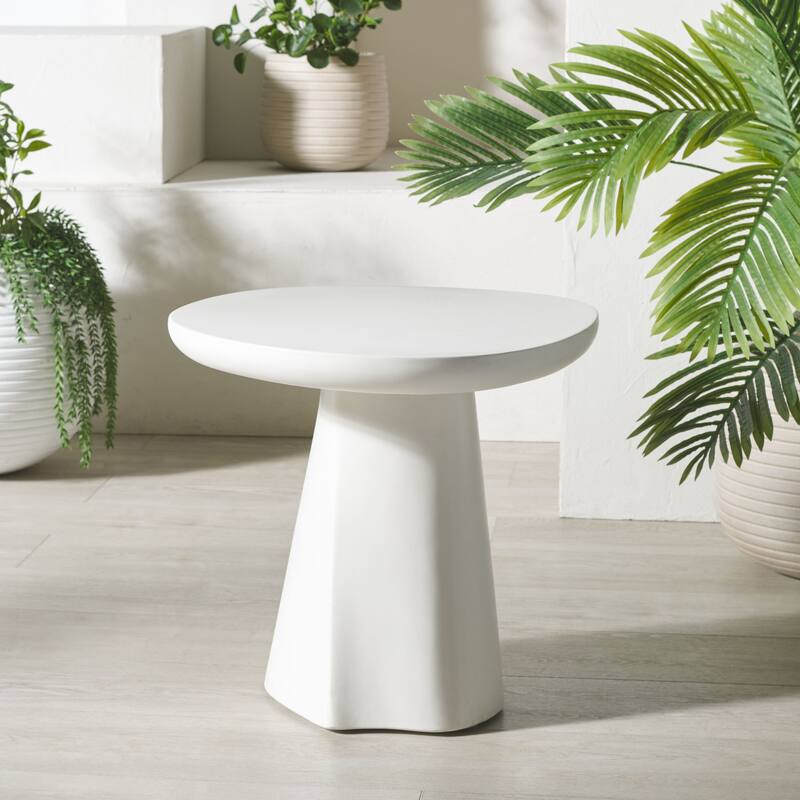 SAFAVIEH Couture Jasbriella Concrete Accent Table - 22"W x 23"D x 21"H