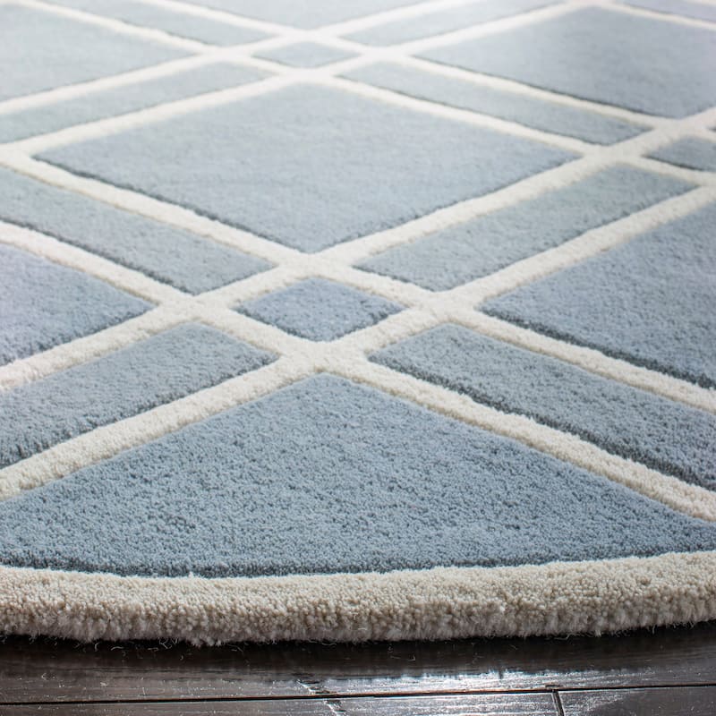 SAFAVIEH Handmade Chatham Geronda Modern Moroccan Wool Rug