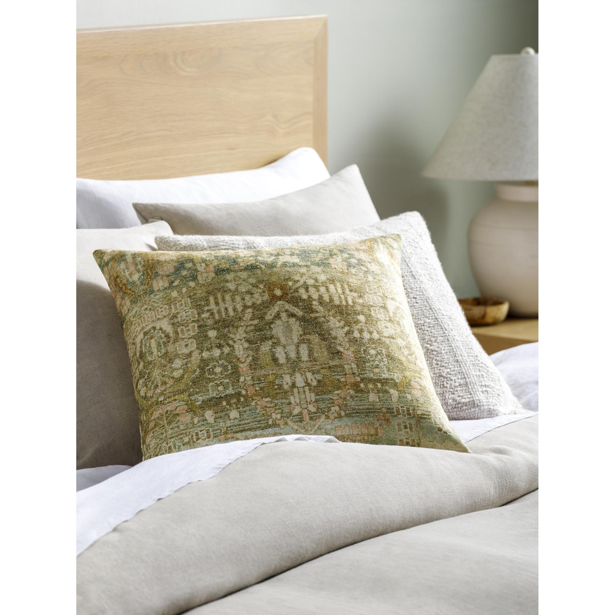 Livabliss Emily Jean Traditional Accent Pillow